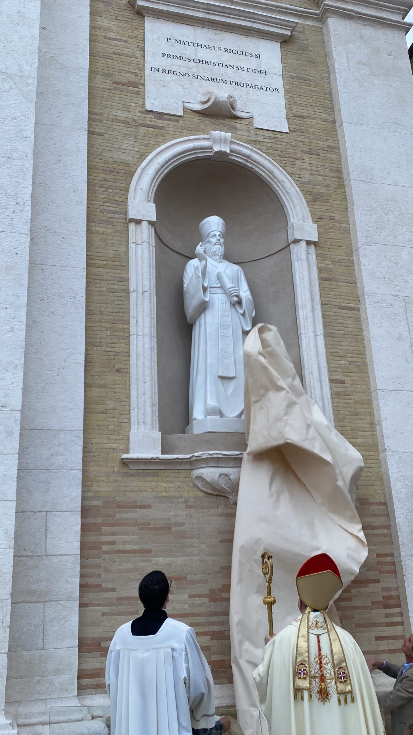 Innaugurazione statua P. M. Ricci – Parolin 01